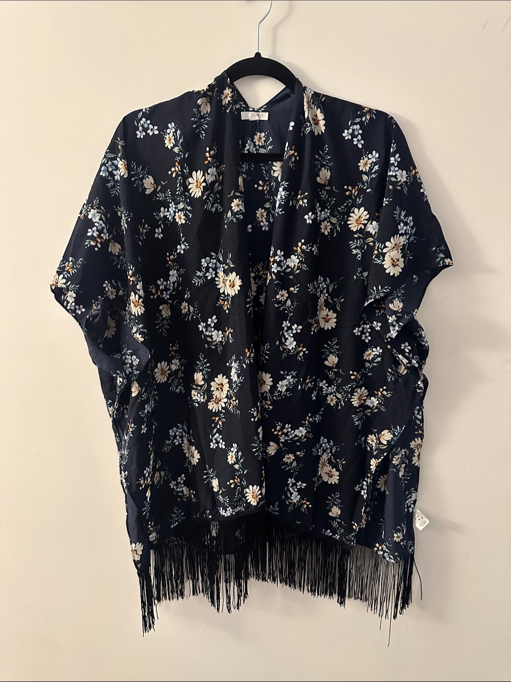 Ardene Black Floral Fringe Cape